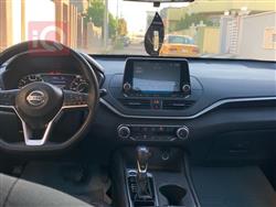 نيسان ألتيما